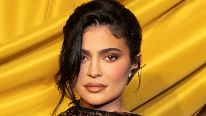 Kylie Jenner: altezza, peso, chi è, carriera, vita privata, Instagram Kylie Jenner: altezza, peso, chi è, carriera, vita privata, Instagram