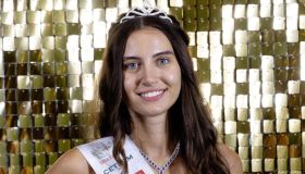 Chi è Melisa Raouf, la Miss che ha sfilato senza trucco