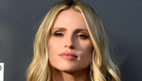 Michelle Hunziker cambia (di nuovo) look: il caschetto lungo anni ’50 tutto da copiare