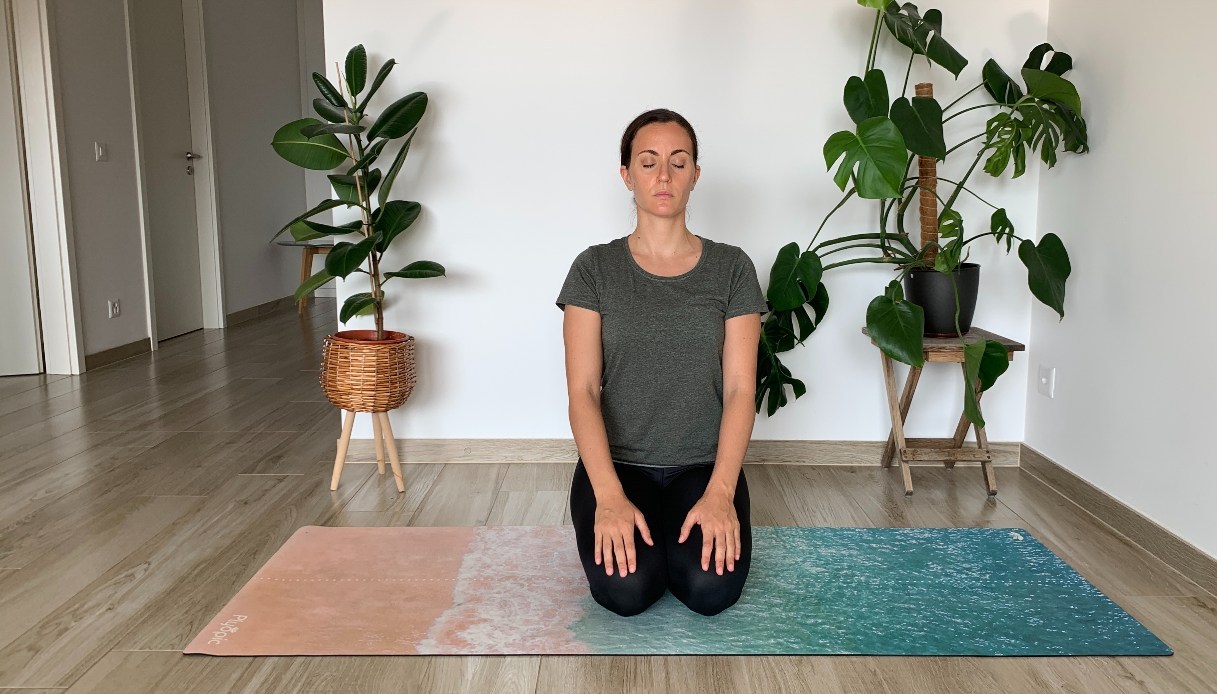 Respirazione yoga: cos’è, benefici e come si pratica