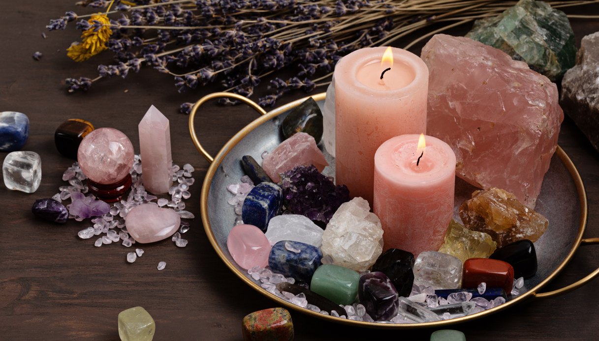 Crystal Healing guida per principianti all'uso dei cristalli