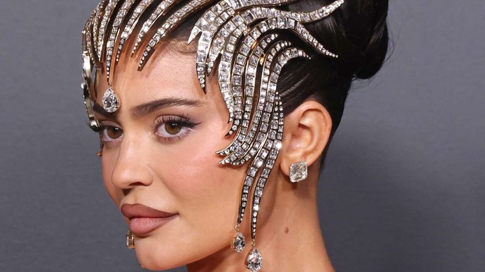 Kylie Jenner, regina di diamanti alla mostra omaggio a Thierry Mugler