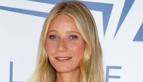 Gwyneth Paltrow, 50 anni e una pelle perfetta. Il suo segreto? Una crema che costa solo 15 euro