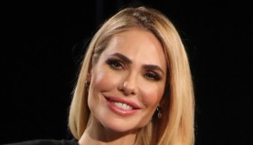 Look di Capodanno definitivo: la maxi camicia di Ilary Blasi è l’idea che cercavi