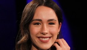 Aurora Ramazzotti si sposa? Le foto di Natale svelano un dettaglio “prezioso”