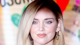 “Ho casi di melanoma”: Chiara Ferragni svela perché ha un cerotto sul braccio