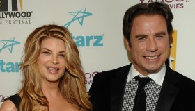 Addio a Kirstie Alley, morta a 71 anni. L’annuncio dei figli e il dolore di Travolta