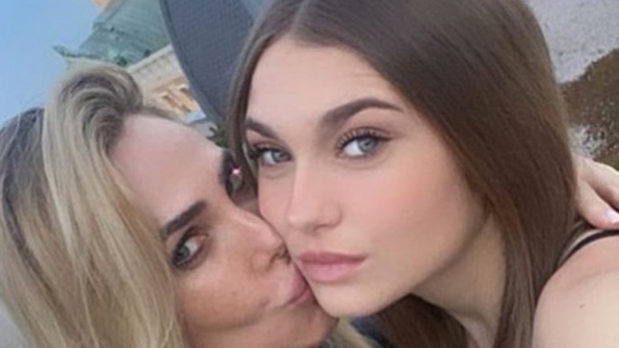 Chanel Totti sulle orme di mamma Ilary, divide la svolta “influencer” della quindicenne