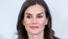 Letizia di Spagna, Regina social: il gesto che infrange il protocollo