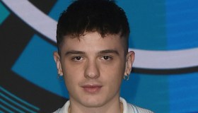 Sanremo 2023, chi è Olly che canta “Polvere”