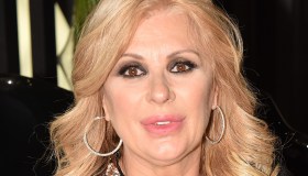 ‘Uomini e Donne’, l’opinionista più amata pronta alle nozze: i dettagli