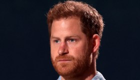 Harry: “William mi ha aggredito e con Kate mi disse di indossare l’uniforme nazista”