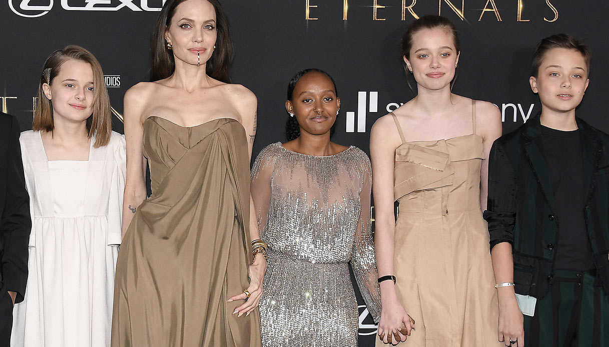 Angelina Jolie con i suoi figli