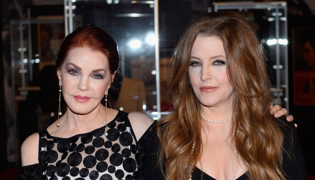 Lisa Marie Presley, la madre Priscilla pronta a combattere: “Il testamento non è autentico”