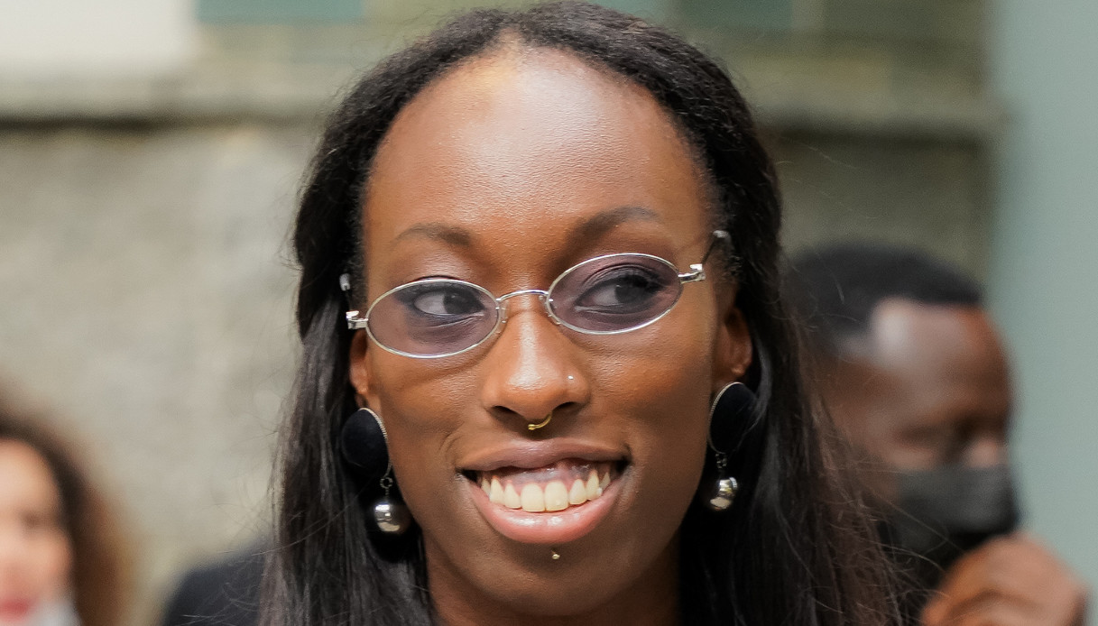 Critiche a Paola Egonu a Sanremo 2023. Ritardo sospetto in conferenza