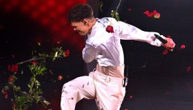 Sanremo 2023, Blanco dà scandalo e distrugge il palco: quello che forse vi siete persi della prima serata