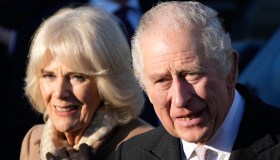 Carlo tradisce Camilla con un’altra: la Regina è inferocita