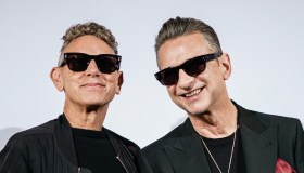 Sanremo 2023, i Depeche Mode super ospiti senza Andy Fletcher: l’annuncio di Amadeus