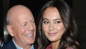 Bruce Willis ed Emma Heming, l’amore oltre la malattia: la dedica per i 14 anni di nozze