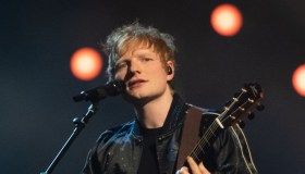 Ed Sheeran si racconta: la terribile malattia della moglie in gravidanza