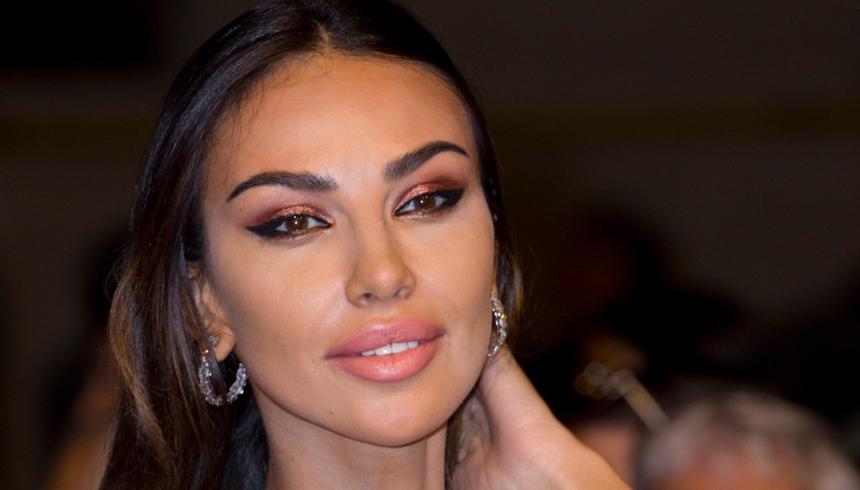 “Verissimo”, Madalina Ghenea e l’incubo stalking: vive nella paura da più di sei anni