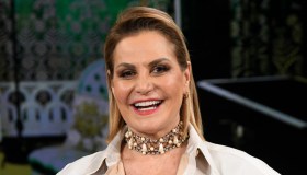 “Oggi è un altro giorno”, la figlia adottiva di Simona Ventura: una storia difficile e d’amore