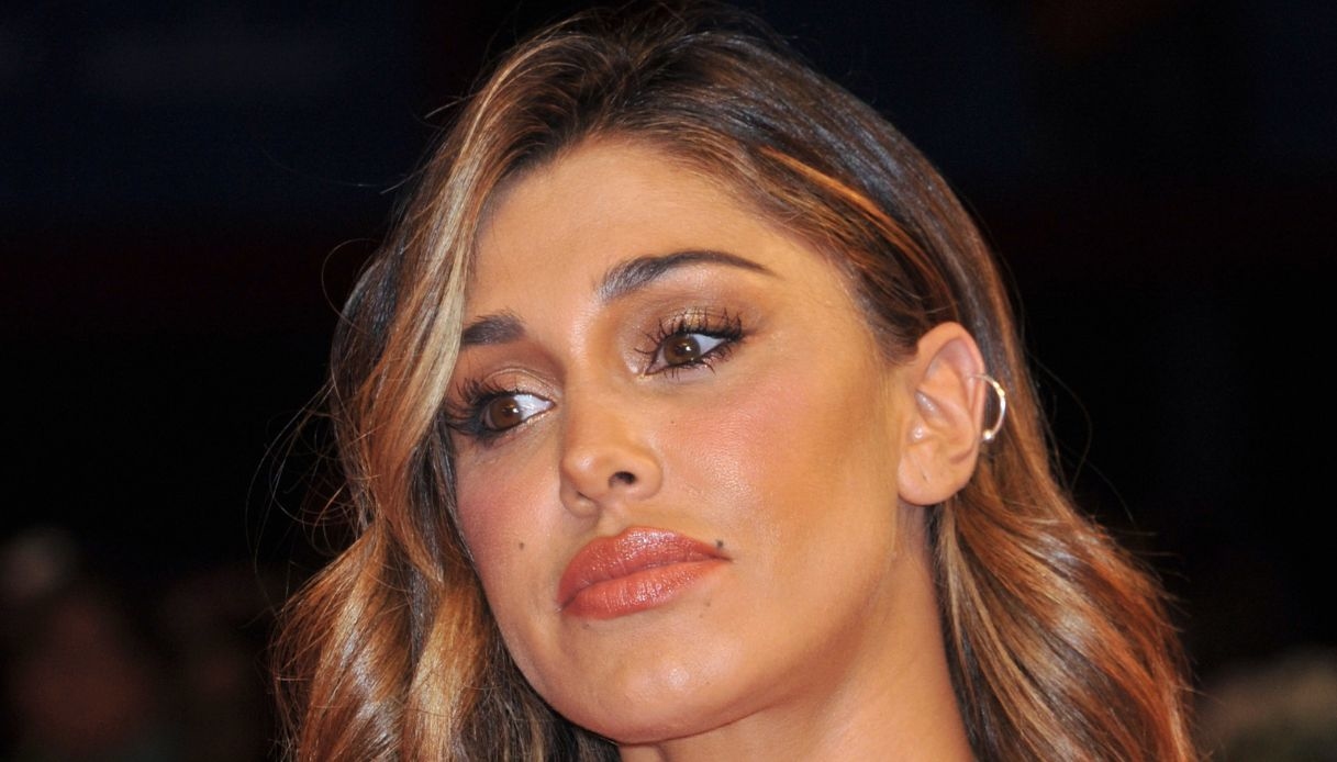 Belen, la dedica a Maurizio Costanzo a “Le Iene”: il pensiero per Maria