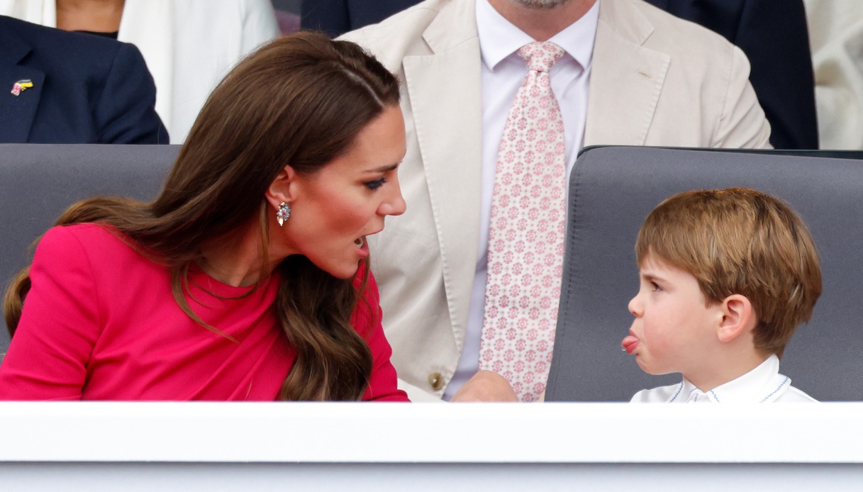 Kate Middleton rimprovera il piccolo Louis