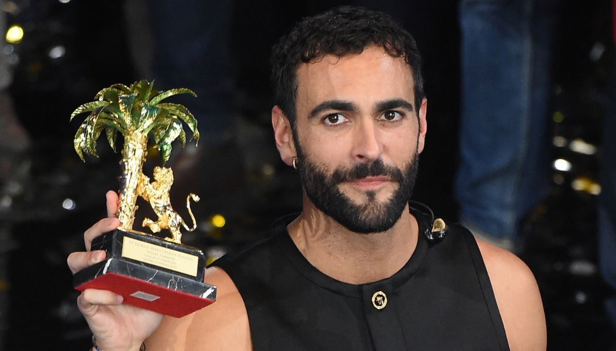 Marco Mengoni vincerà Eurovision 2023 con un brano in inglese? 