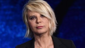 “U&D”, Maria De Filippi mette alla porta una Dama: volano stracci in studio