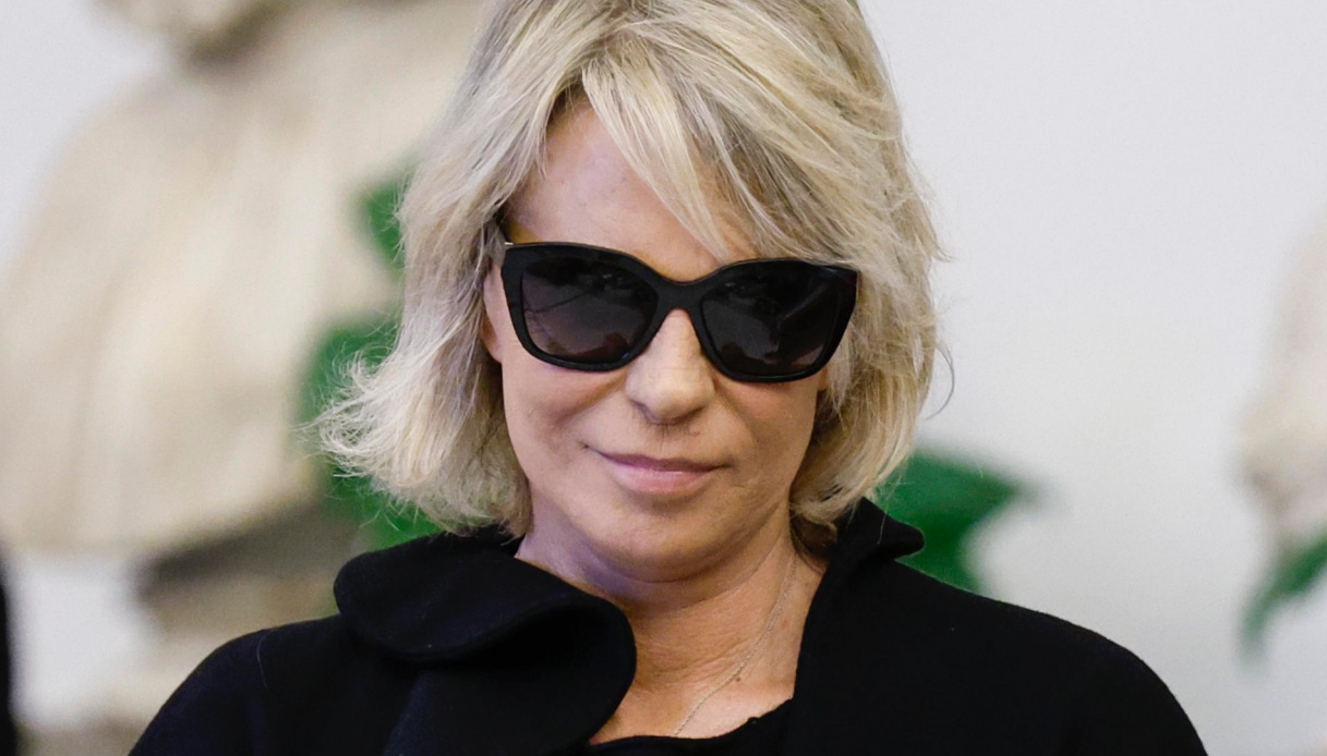 “Maria De Filippi mi preoccupa”: parla il migliore amico di Maurizio Costanzo