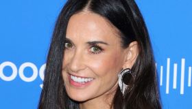 Demi Moore, bikini animalier proibitivo su Instagram: “Bellissima”