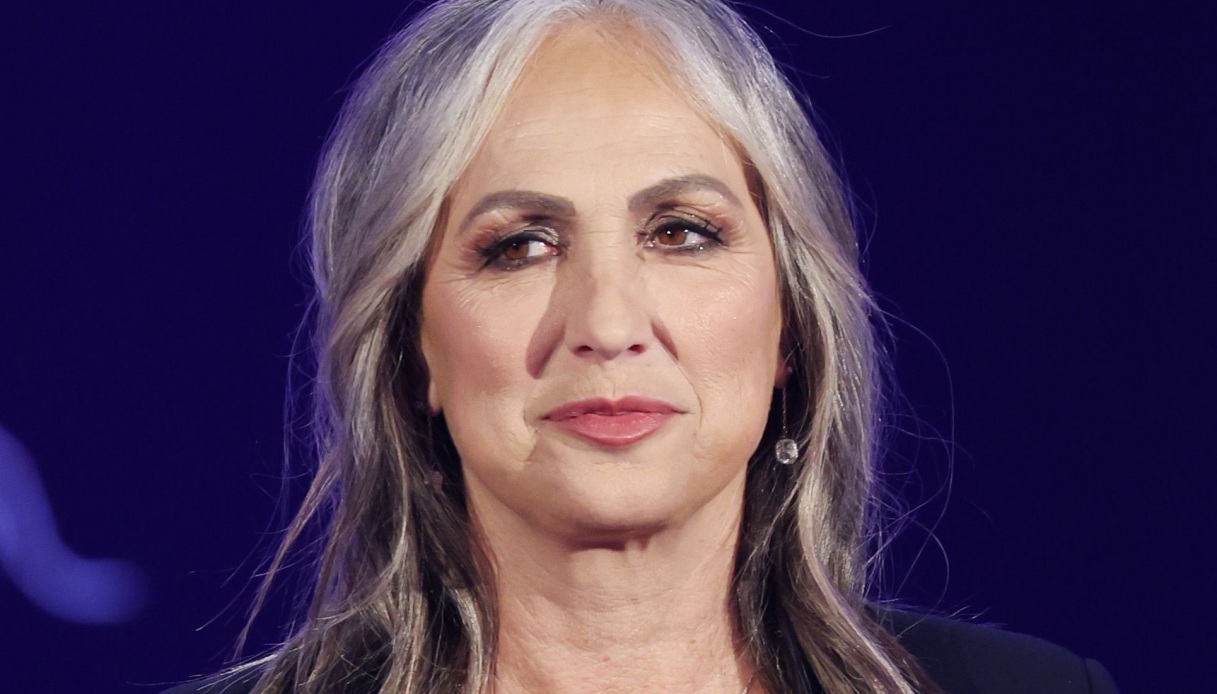 Serale di “Amici”, Celentano furiosa. Ma trova un alleato insospettabile