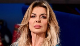 “Non sono una Signora”, il programma di Alba Parietti rimandato ancora: la verità