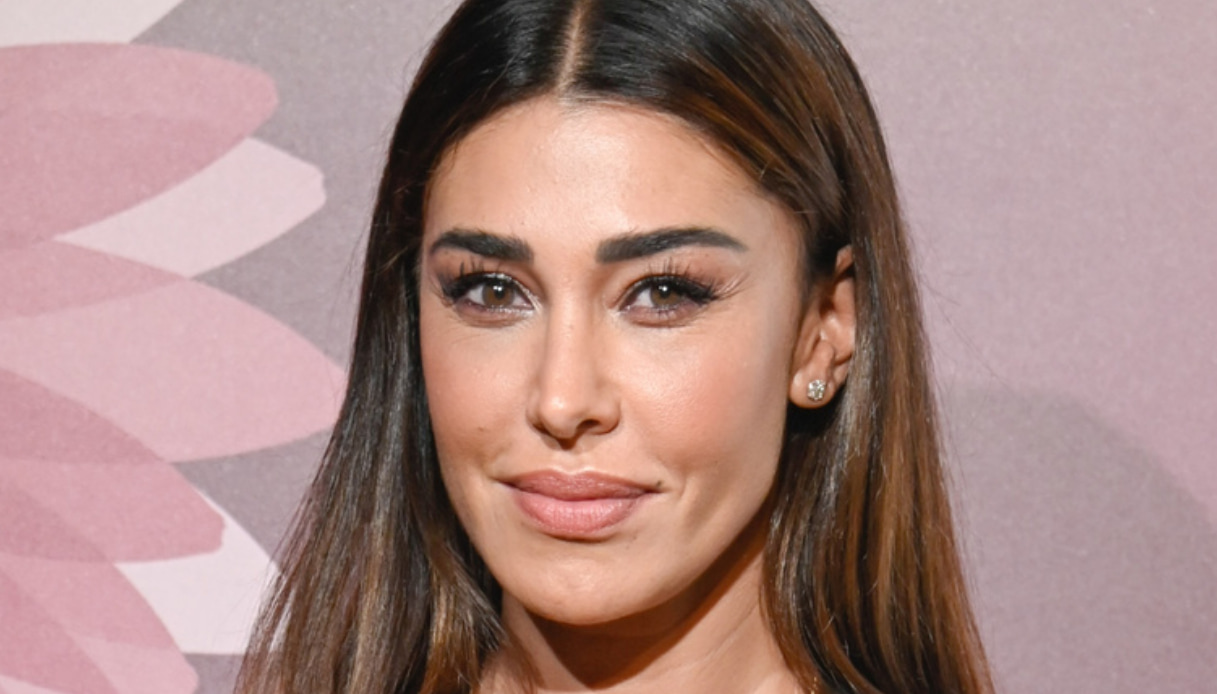 Emma e Belen, il feeling a “Le Iene”. La pace dopo Stefano De Martino