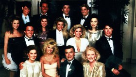 Beautiful compie 30 anni (di intrighi e amori). Come è cambiato il cast