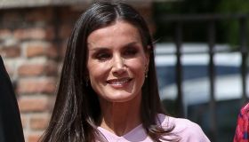 Le espadrillas di Letizia di Spagna sono il must dell’estate. Ecco come replicare il royal look