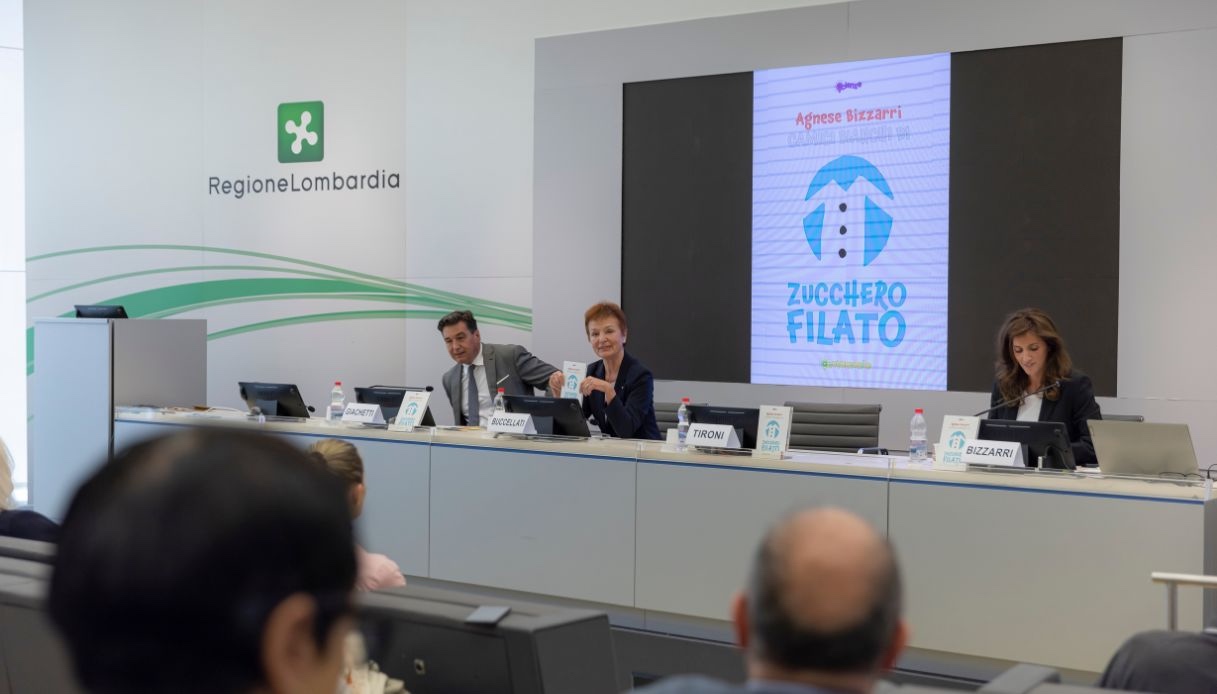 Marco Giachetti, ClaudiaBuccellati e AgneseBizzarri alla presentazione del progetto Camici bianchi di zucchero filato