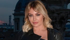 Manila Nazzaro innamorata non si nasconde più. E lancia una frecciatina