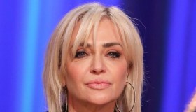 “Oggi è un altro giorno”, Paola Barale e il lutto che le ha cambiato la vita