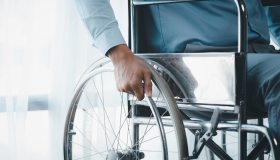 Paralizzato da anni torna a camminare: la storia di Gert-Jan Oskam