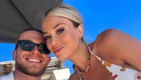 Diletta Leotta e Loris Karius, selfie in spiaggia