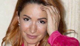 “Tim Summer Hits”, Andrea Delogu conquista la prima serata: regina di scollature audaci