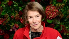 Addio a Glenda Jackson, la deputata che vinse l’Oscar: la vita tra cinema e politica