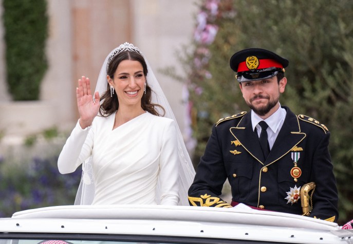 Il Principe Hussein e Rajwa Al Saif sono marito e moglie