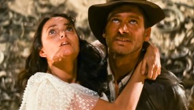 Karen Allen e Harrison Ford in "Indiana Jones e i predatori dell'arca perduta"