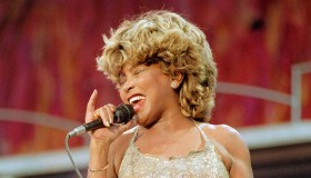Tina Turner, il figlio arrestato per droga: la pesante assenza al momento della morte