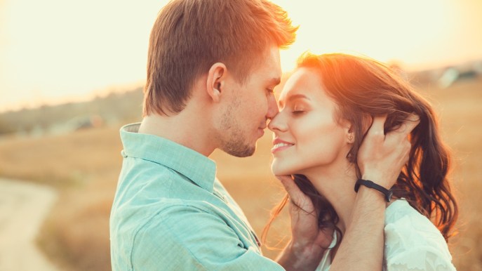 Provate il “6-second kiss” di TikTok per dare una svolta alla vostra relazione