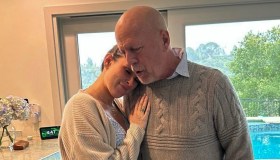 Bruce Willis, la prima foto su Instagram con la nipotina emoziona