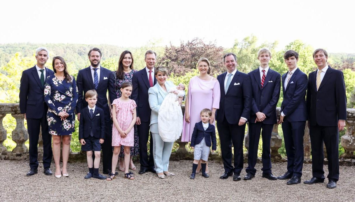 La Famiglia Granducale del Lussemburgo al battesimo di François